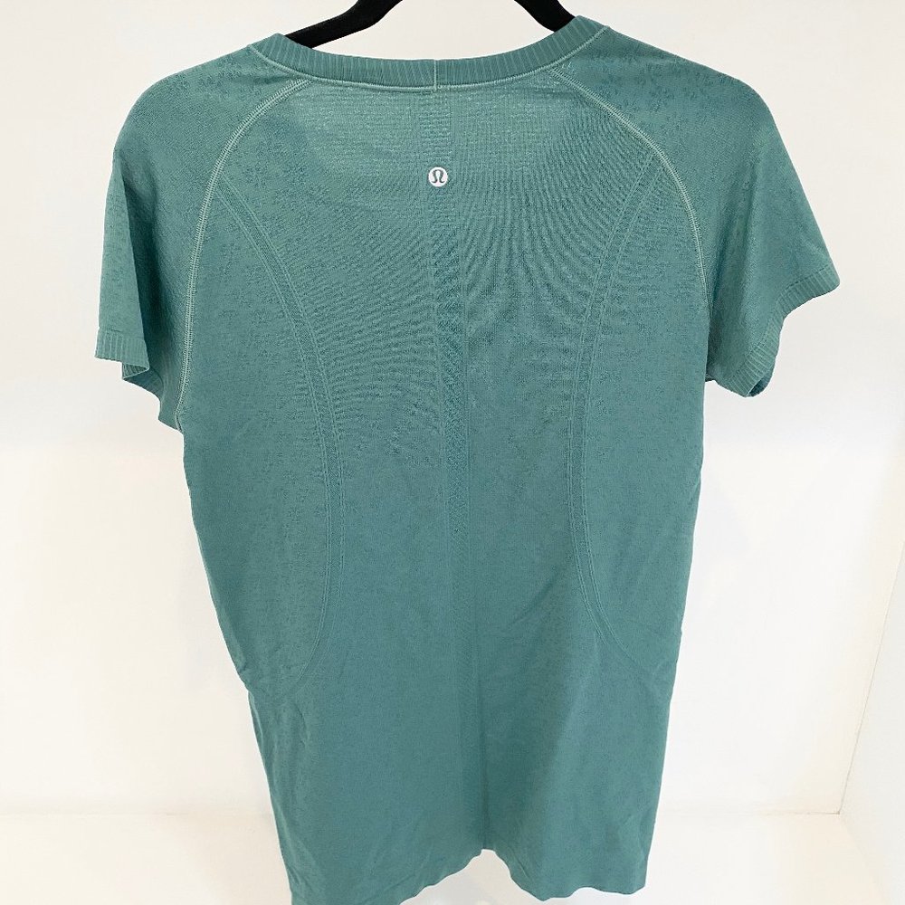 lululemon athletica Short Sleeve Tee in Teal Green